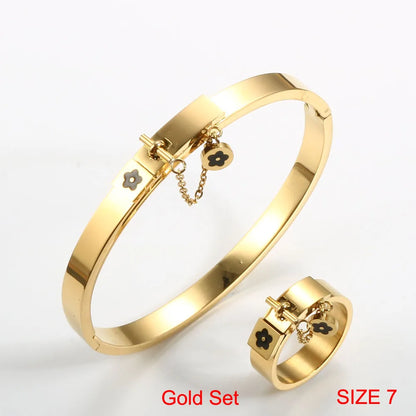 Luxury Flower Charm Bangle & Matching Rings