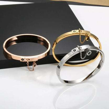Luxury Flower Charm Bangle & Matching Rings