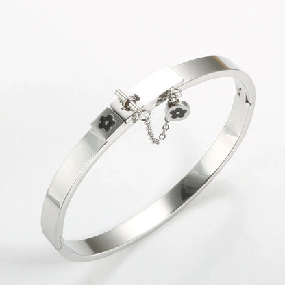 Luxury Flower Charm Bangle & Matching Rings